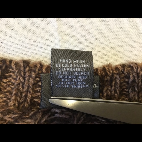 DOTS Loose-Weave Brown w/White Cropped Sweater 1X - Picture 7 of 7